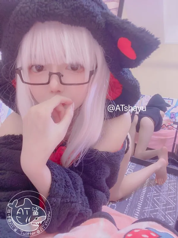 喵喵觐见 - AT鲨