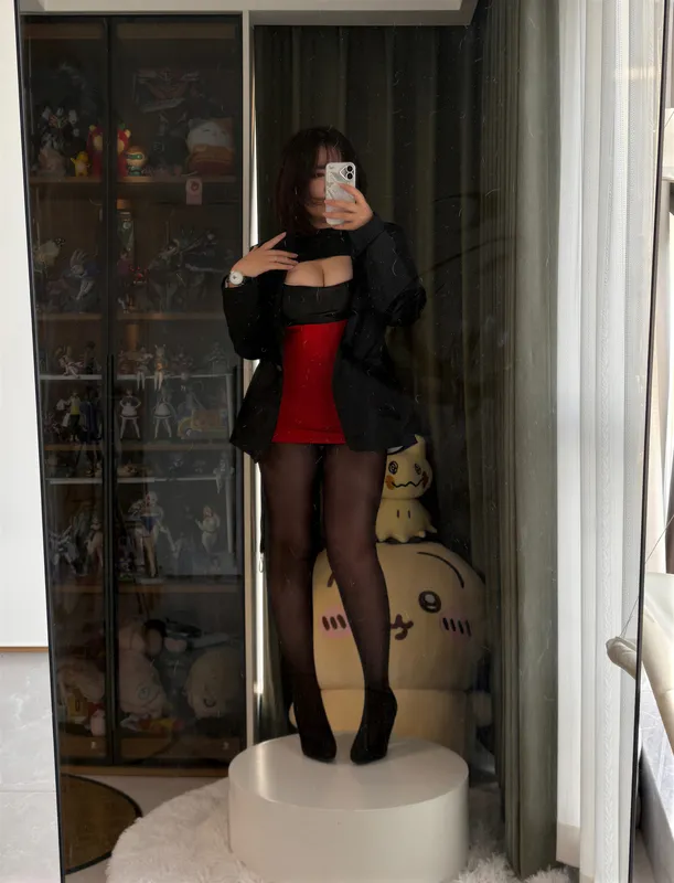 社畜自拍 - 阿半今天很开心