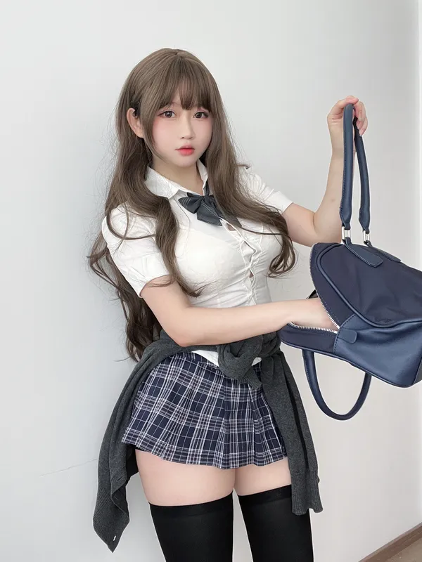 学姐的日常 - 是依酱吖