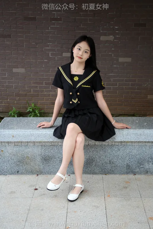 初夏女神 No.207 双双 黑系水手服 - 初夏女神