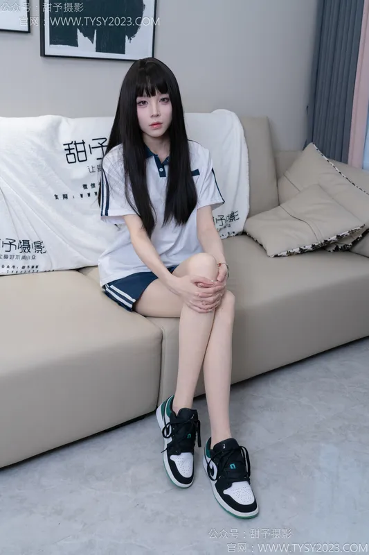 甜予摄影 No.176 珞珞-板鞋、薄肉丝 - 甜予摄影